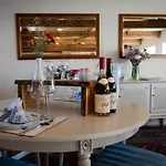 Mollehuset Til Visborggaard Slot Hotel Hadsund
