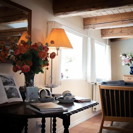 Mollehuset 2* Hadsund